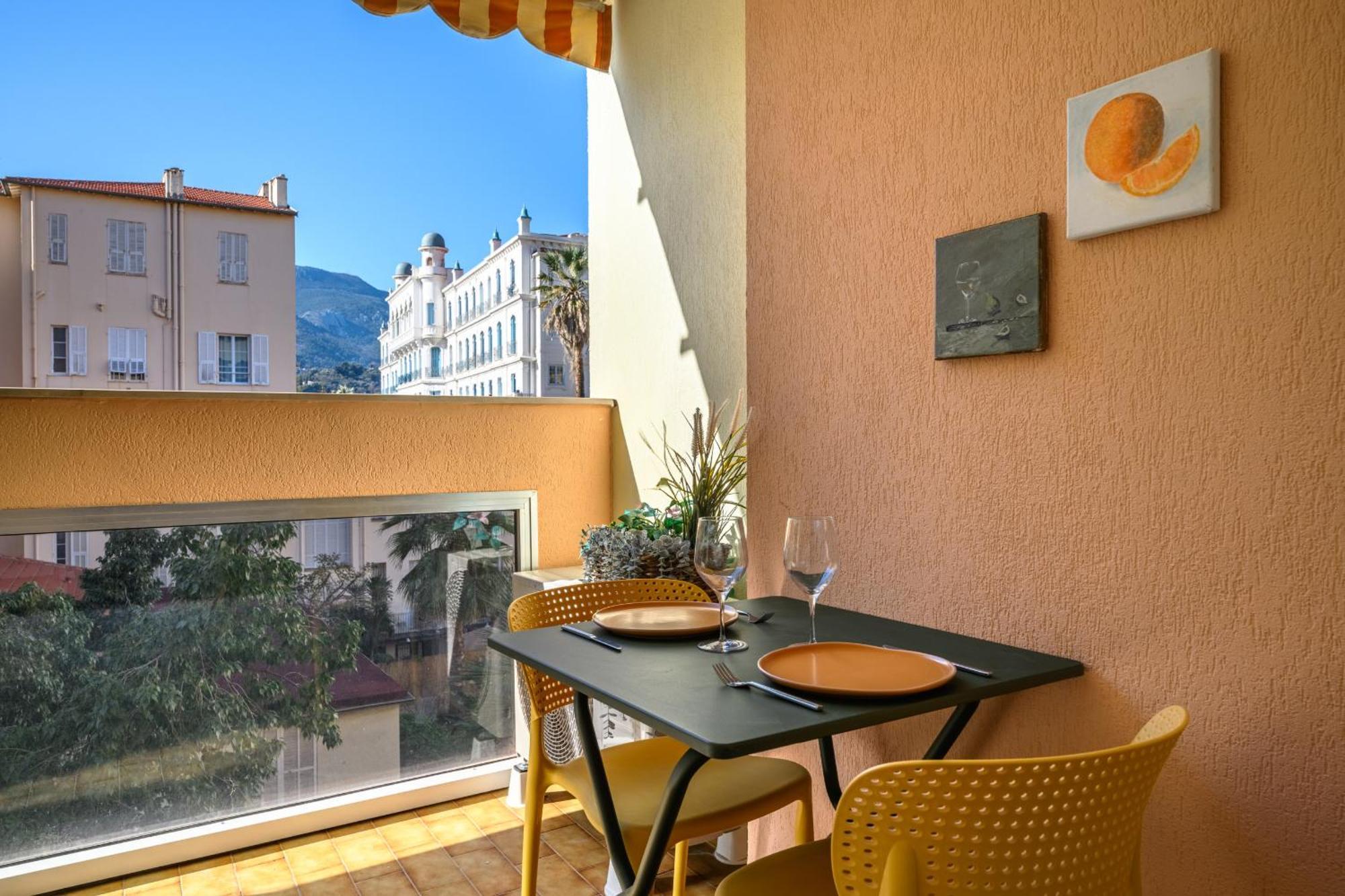 "Charmant Studio" Plein Centre, Calme, Terrasse Menton Exterior foto