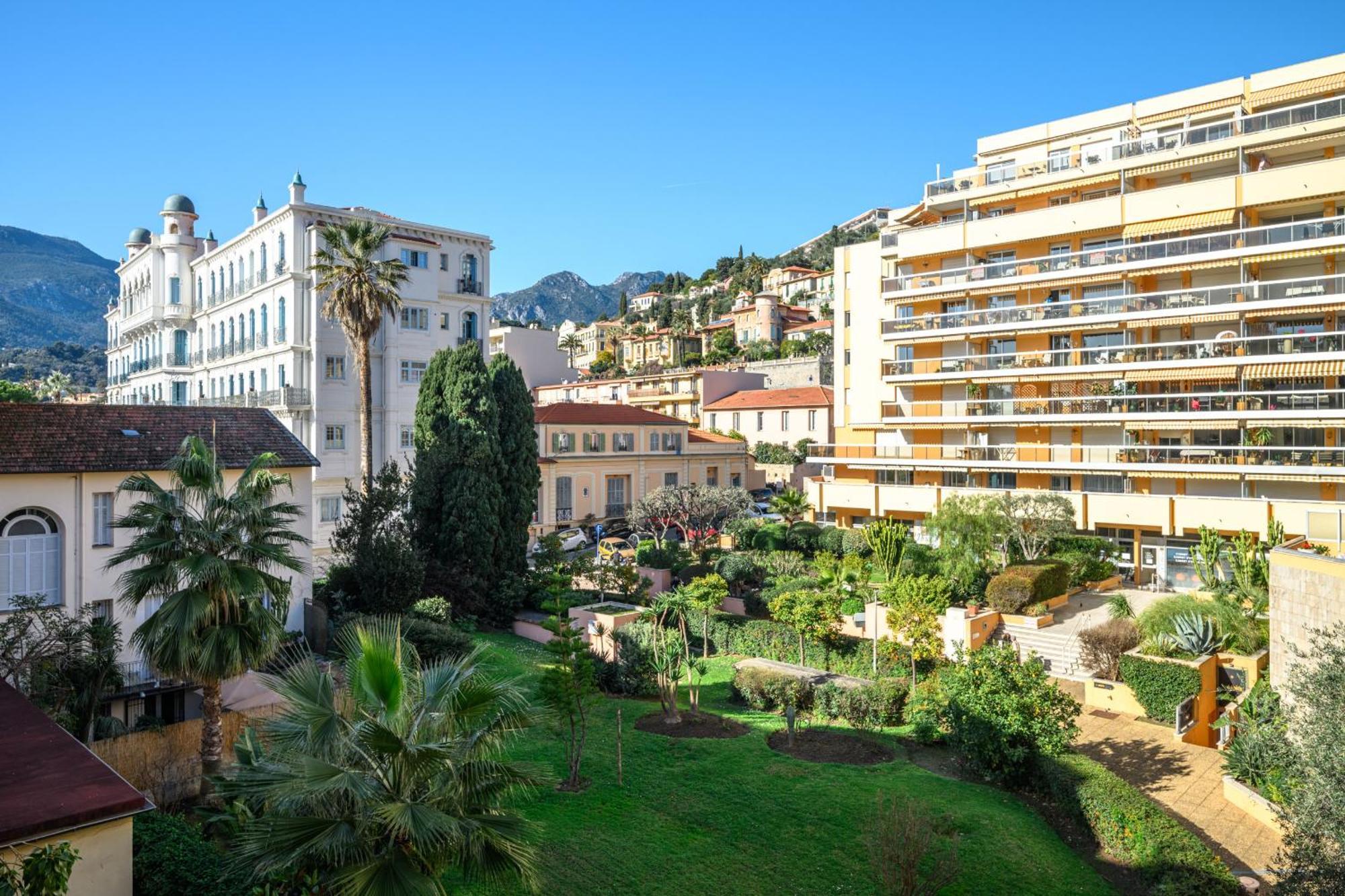 "Charmant Studio" Plein Centre, Calme, Terrasse Menton Exterior foto